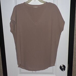 JODIFL Women's Short Sleeve V-Neck Top - Tan